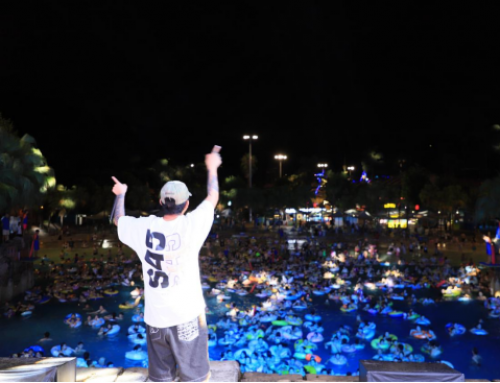 我嘞个豆！！！加勒比海夜场票只要79.9元，，，精彩不重样！！！