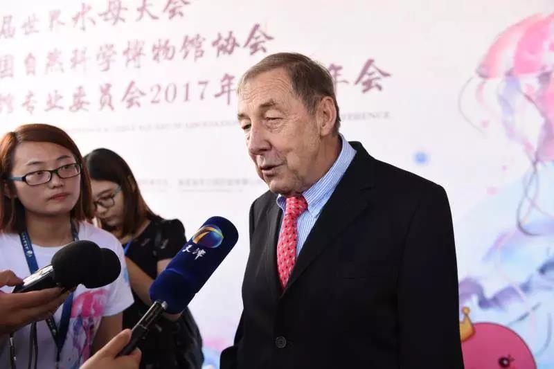 冰球突破-冰球电游豪华版_MG冰球游戏