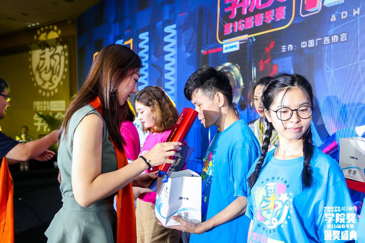 冰球突破-冰球电游豪华版_MG冰球游戏