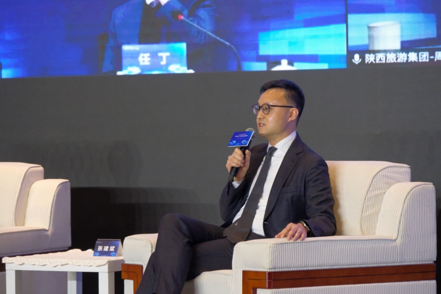 冰球突破-冰球电游豪华版_MG冰球游戏