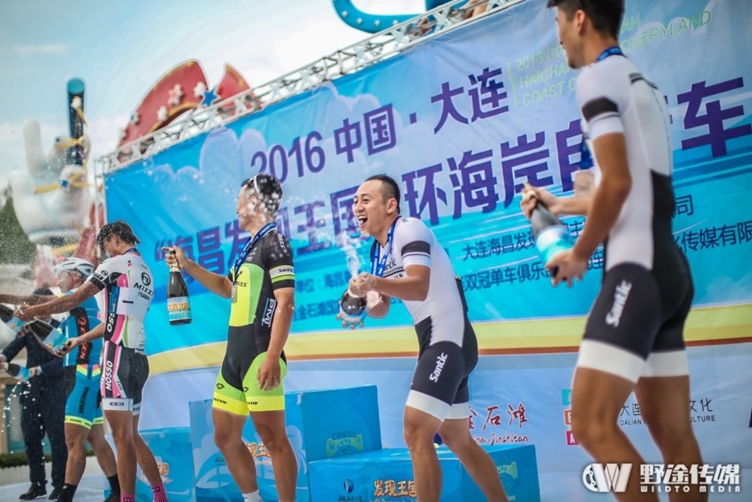 冰球突破-冰球电游豪华版_MG冰球游戏